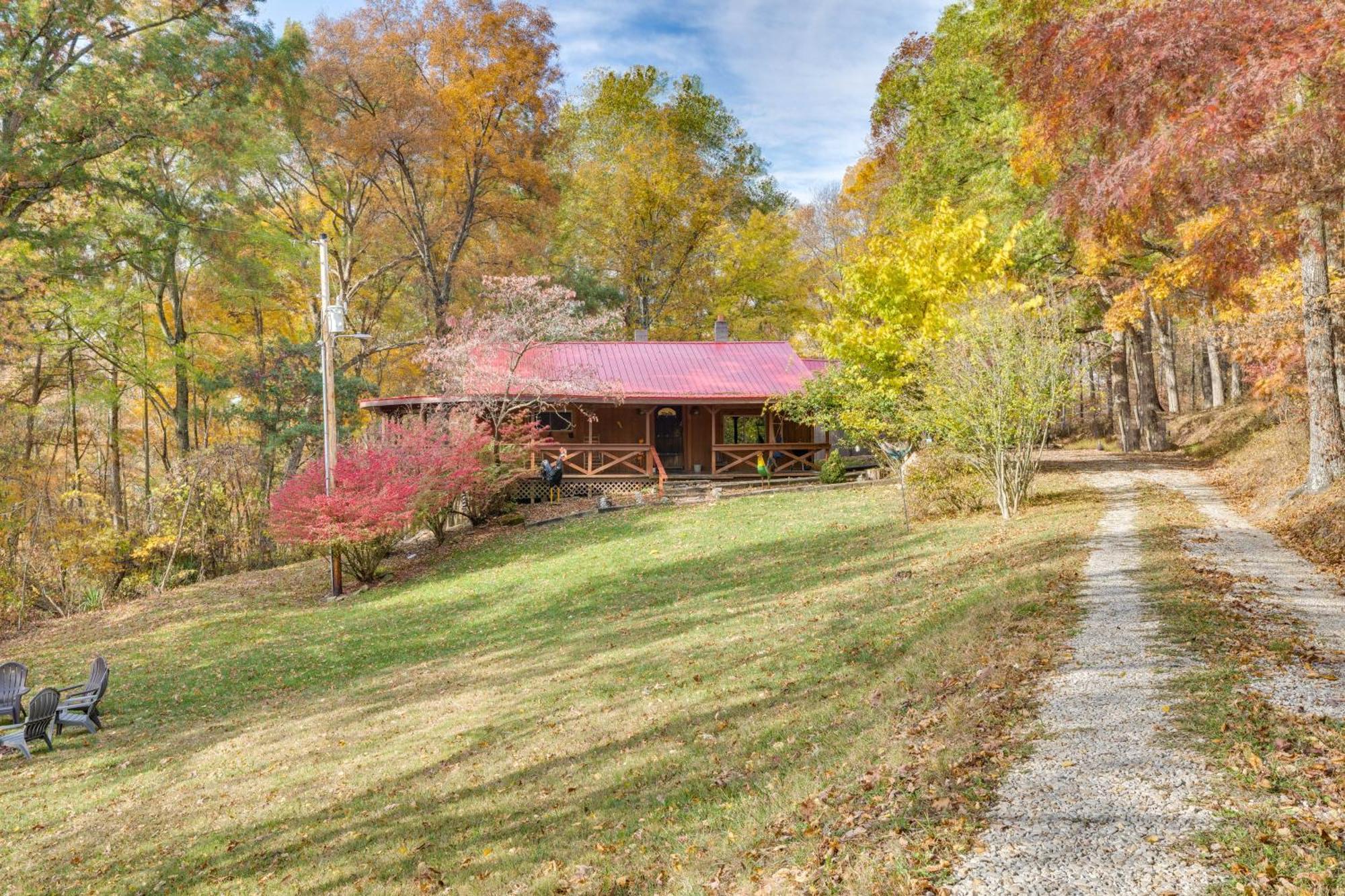 French Lick Getaway With Deck, Grill And Fire Pit!别墅 外观 照片